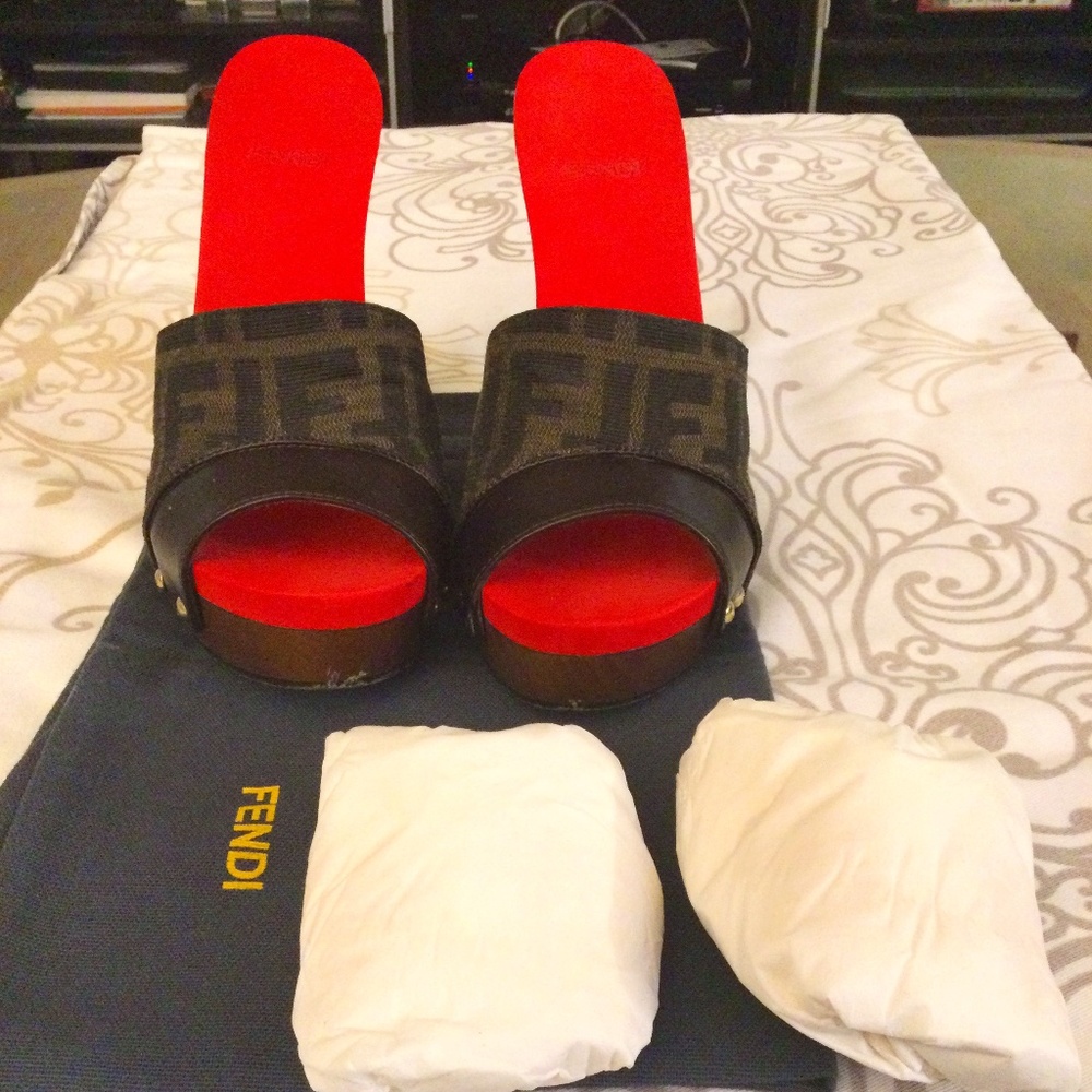 Red/brown Fendi high heels